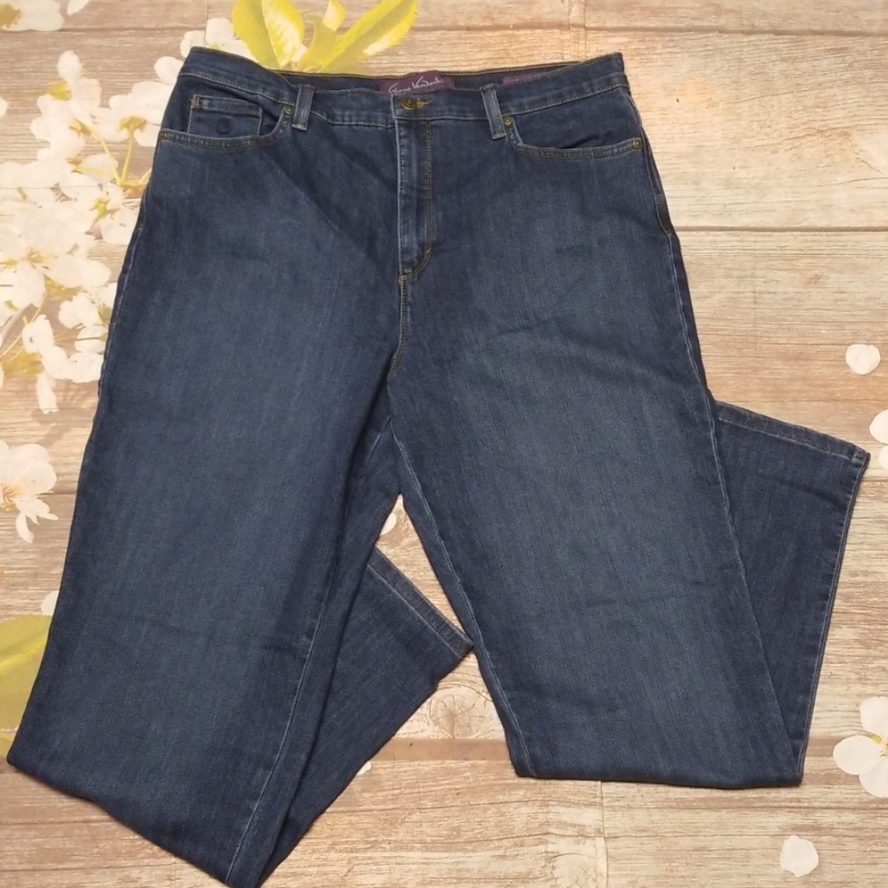 🍬 ➕ Gloria Vanderbilt  Amanda high rise jeans